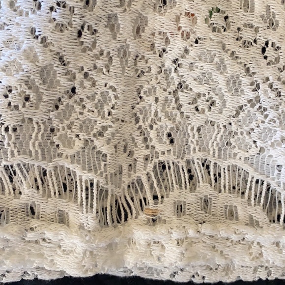 Sheer white tank - Picture 5 of 5